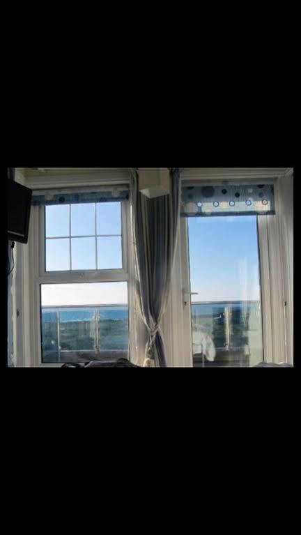 The Bay View Inn Bude Bagian luar foto